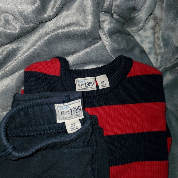 PLACE MATCHING SET - Picture 2 of 3